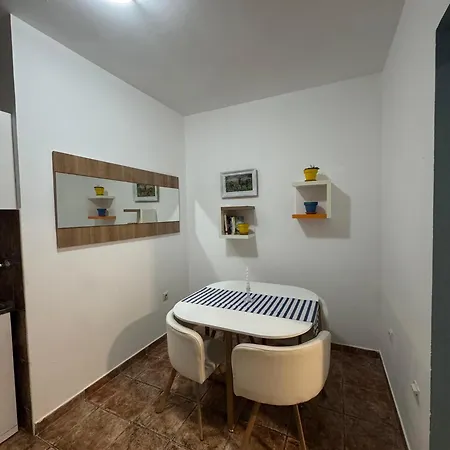 Apartment Astra *