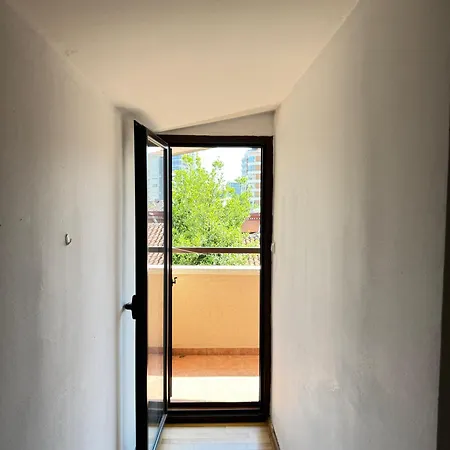 Apartment Astra