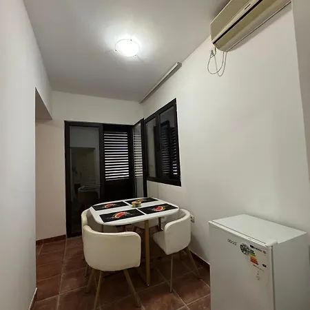 Astra Appartamento Budua